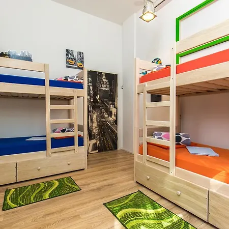 Hostel Sol Garden - With A Soul