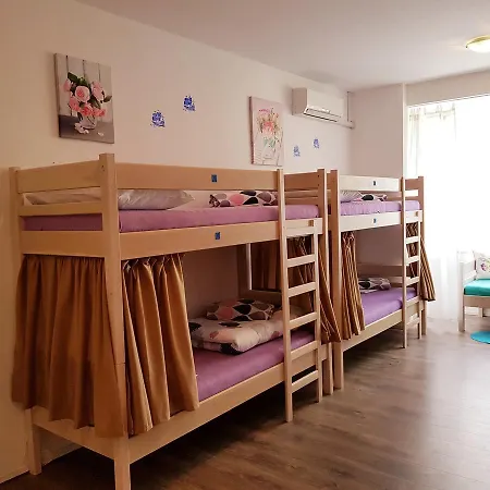 Hostel Sol Garden - With A Soul *