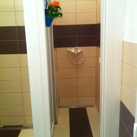 Sol Garden - With A Soul بيت شباب بولا