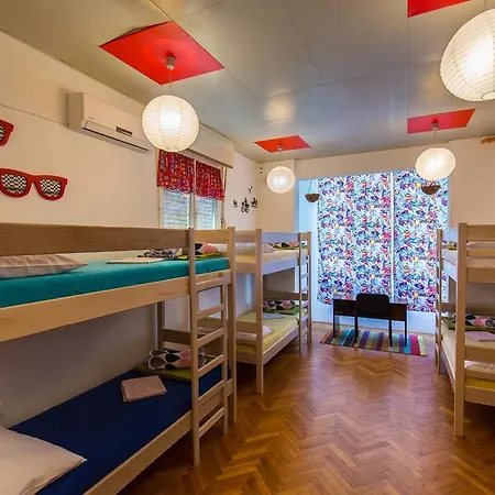 Crazy House Hostel Pula