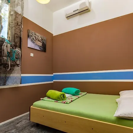 Ostello Crazy House
