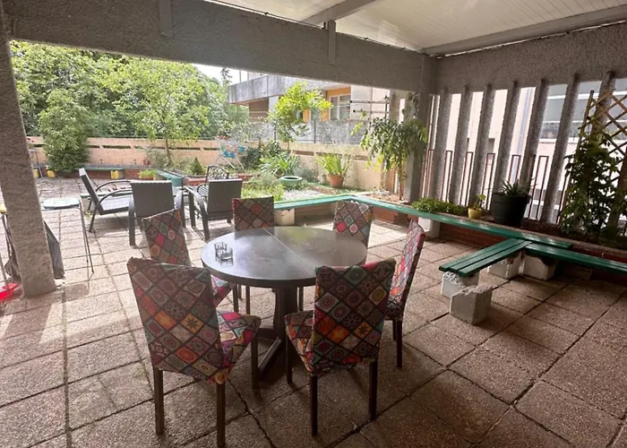 Hostel Sol Garden - With A Soul Pula