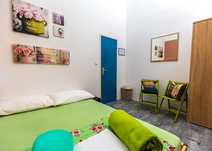 Auberge de jeunesse Sol Garden - With A Soul Pula