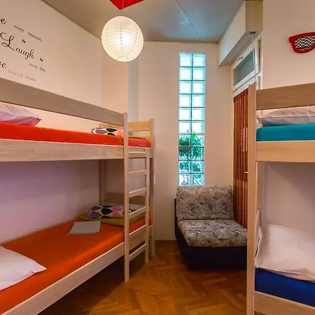 Hostel Sol Garden - With A Soul