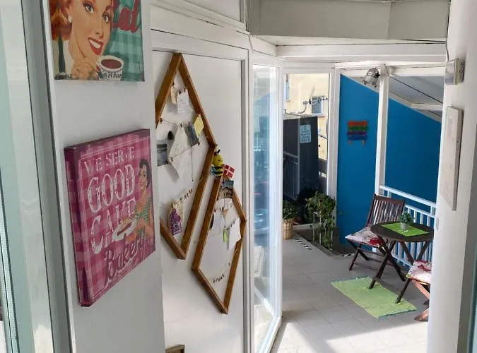 Hostal Sol Garden - With A Soul Pula